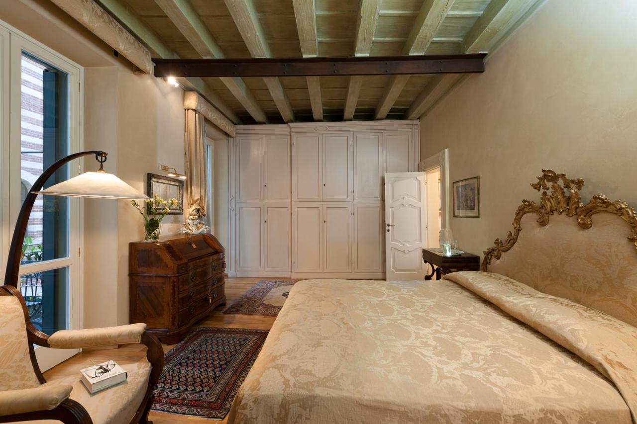 Residenza Dei Signori - Italian Homing Apartment Verona Ngoại thất bức ảnh